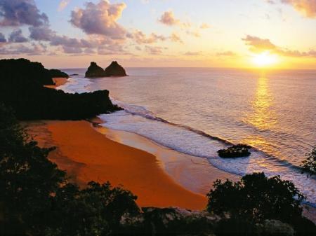 Sonnenaufgang auf einer brasilianischen Insel