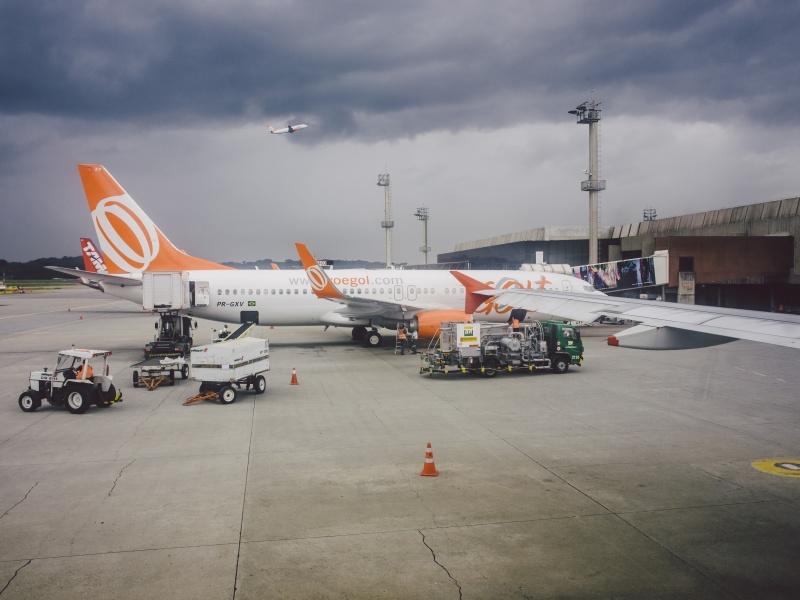 Flugzeug am Flughafen von Sao Paulo in Brasilien