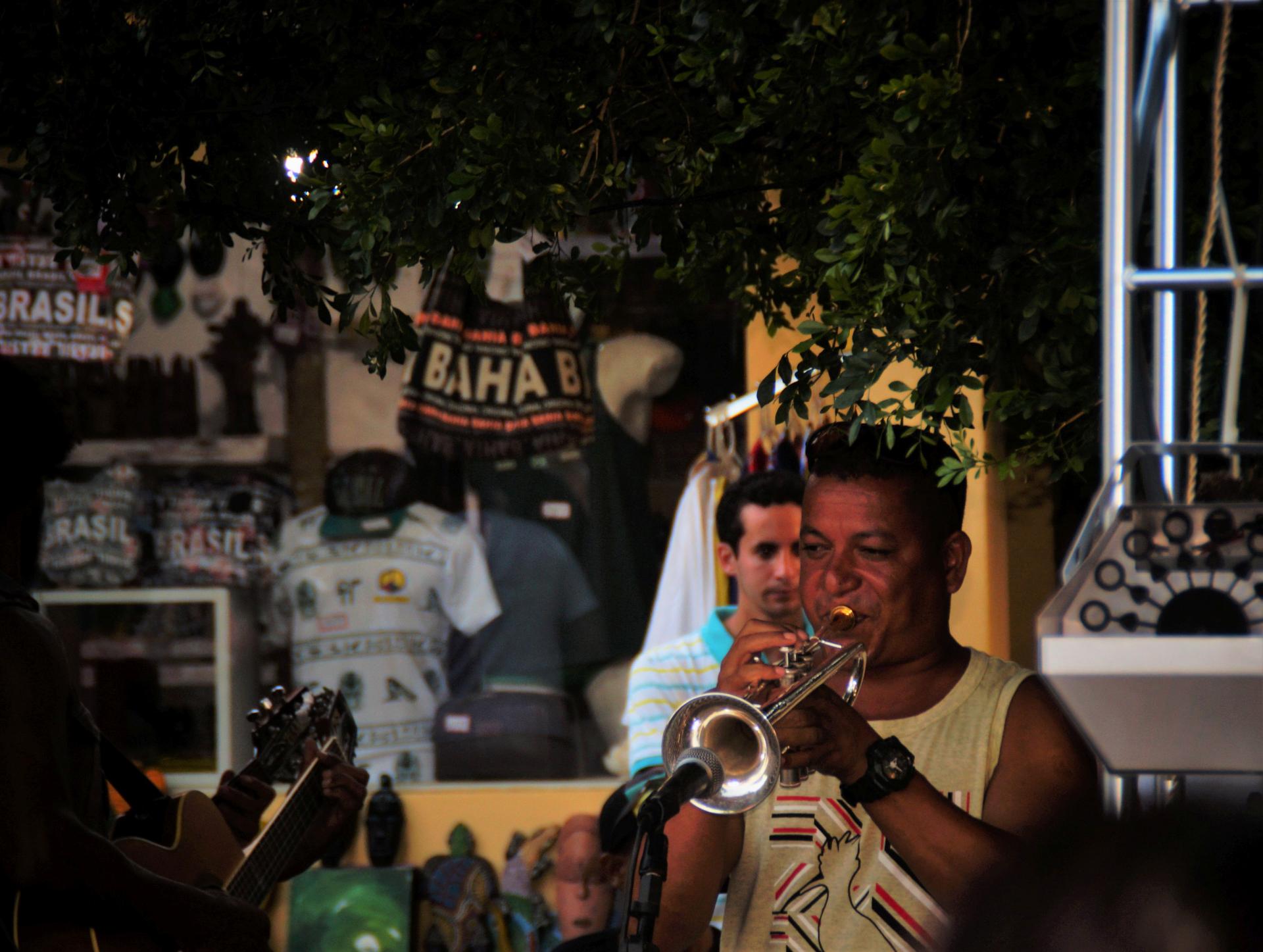 Samba-Rock Trompeter in Bahia