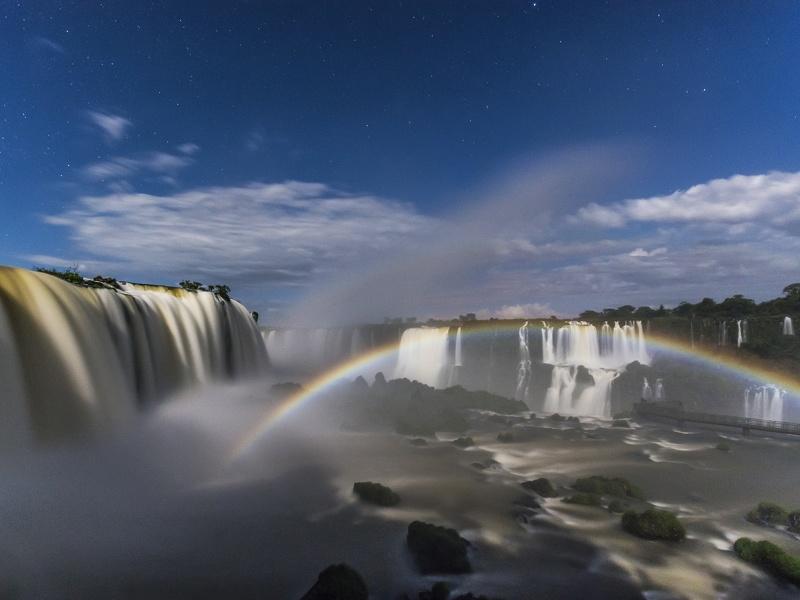Wasserfälle von Foz do Iguacu am Dreiländereck von Brasilien, Argentinien und Paraguay