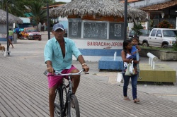 Fußballfans aus Ecuador machen Fahrradtour nach Brasilien Fahrradfahrer in Brasilien