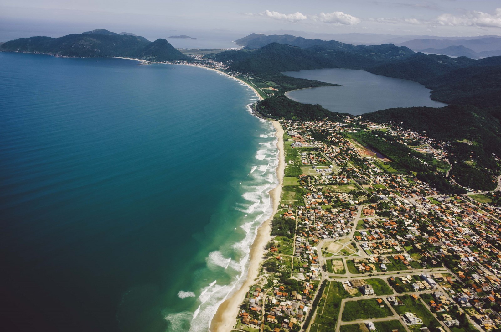 Strand von Jurere auf der Ilha Santa Catarina