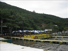 Steg an der Costa da Lagoa Brasilien Florianopolis Lagoa de Conceição