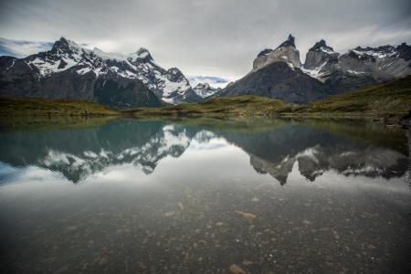 Erleben Sie die wunderschöne Landschaft des Torres del Paine Nationalparks auf einer Chile Reise