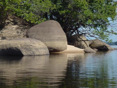 Erleben Sie die wunderschöne Flusslandschaft des Flusses Caura auf Ihrer Venezuela Rundreise