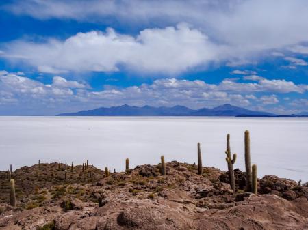 Erleben Sie die Schönheit der Salzwüste Uyuni auf einer Reise in Bolivien