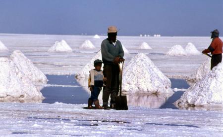 Erleben Sie eine einmalige Reise in die Salzwüste Uyuni in Bolivien