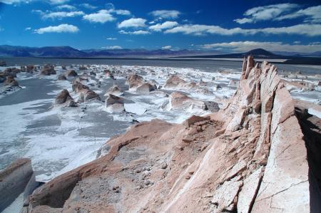 Unternehmen Sie eine Ausflug in das eindrucksvolle Campo de Piedras bei El Penon in Argentinien