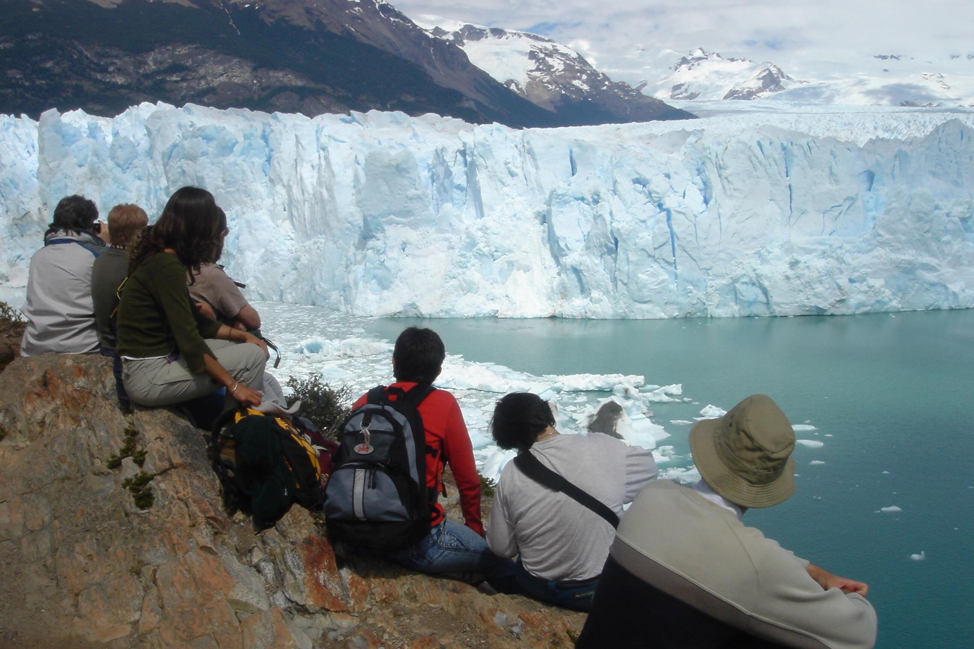 Erleben Sie den berühmten Gletscher Perito Moreno hautnah auf einer Rundreise durch Patagonien