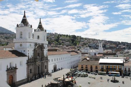 Erkunden Sie die ecuadorianische Hauptstadt Quito auf einer Rundreise mit uns