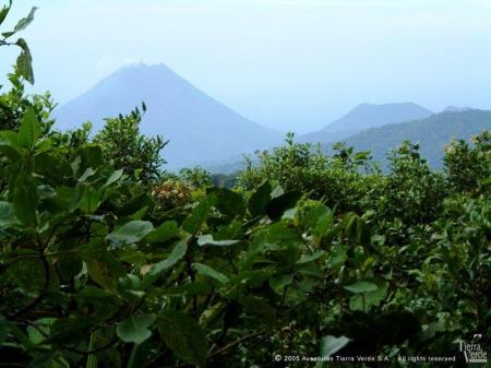 Auf Ihrer Costa Rica Rundreise besuchen Sie den Arenal Vulkan und seine schöne Landschaft