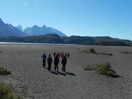 Begeben Sie sich auf einer Wanderung zum Lake Gray auf einer Rundreise in Argentinien und Chile