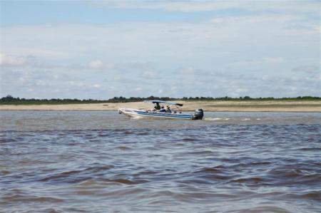 Mit dem Schnellboot auf dem Amazonas