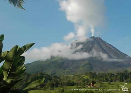 Reisen Sie zum Vulkan Arenal und erkunden Sie die Natur in Costa Rica