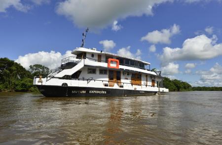 Expeditionsschiff Mutum im Nord Pantanal