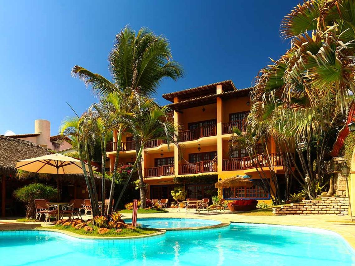 Blick auf das Superior Hotel Manary Praia und den Aussenpool in Natal, Brasilien