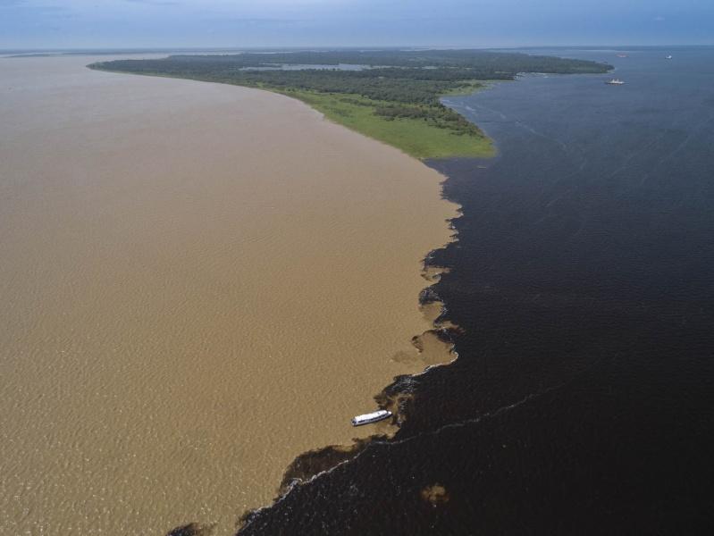 Brasilien Amazonasgebiet: 3 Tage Reisebaustein - Turtle Lodge Acai Aktiv Paket: Rio Negro trifft en Rio Solimões