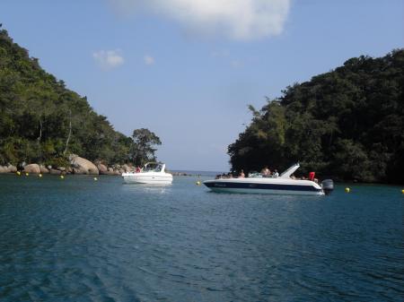 Boote in Lagune Ilha Grande 