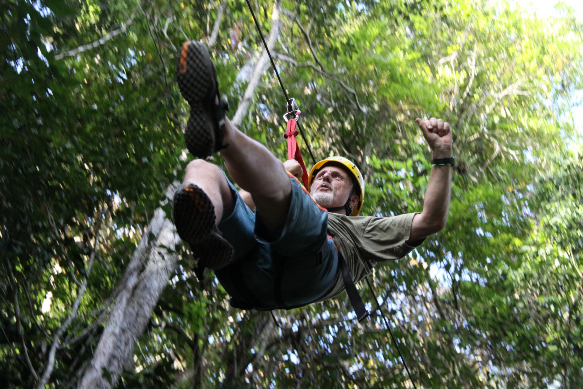 Tagestour Taboquinhas Multiaktiv (8h, in Gruppe): Canyoping im Regenwald