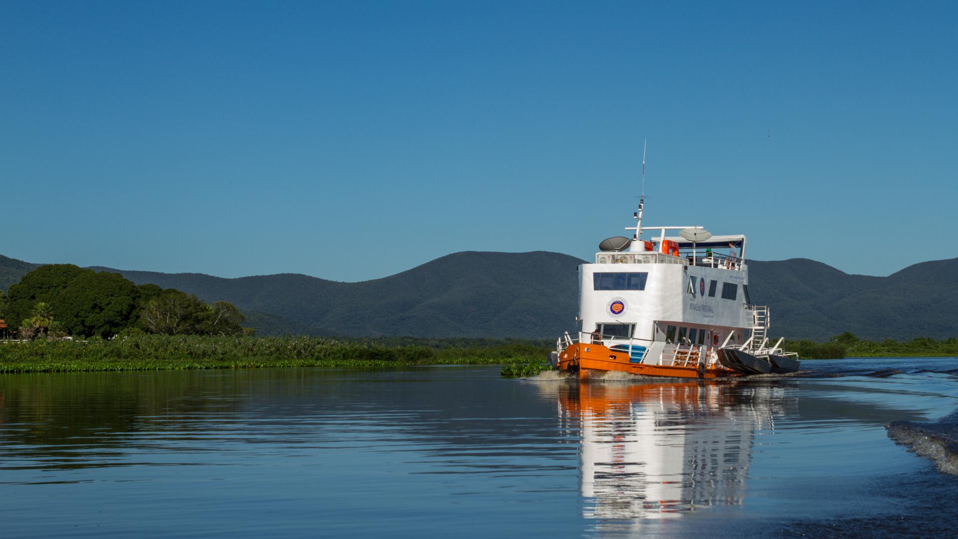 9 Tage Nord Pantanal: Expeditionskreuzfahrt zur Jaguarbeobachtung auf dem Schiff Minas do Pantanal