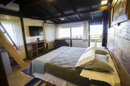 Ein Doppelzimmer mit Meerblick im Grajagan Surf Resort auf der Ilha do Mel