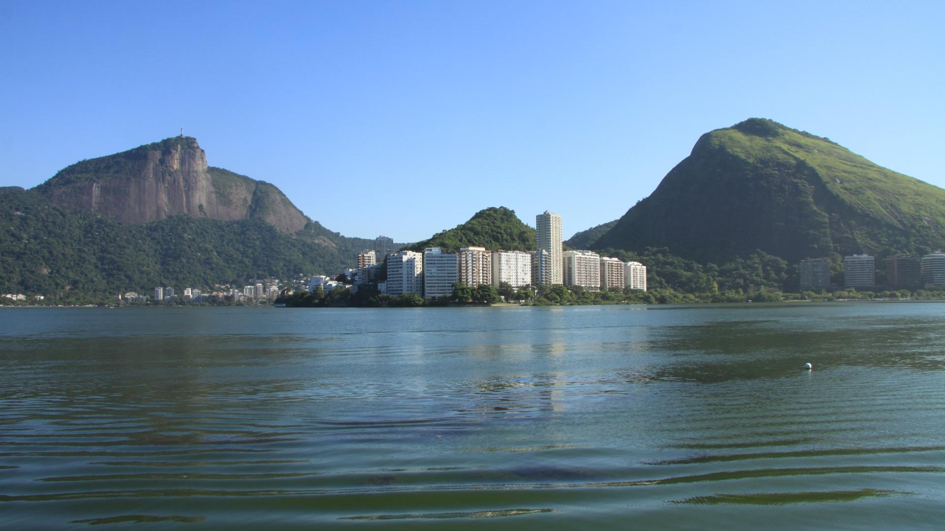 Tijuca Nationalpark vom Meer aus 