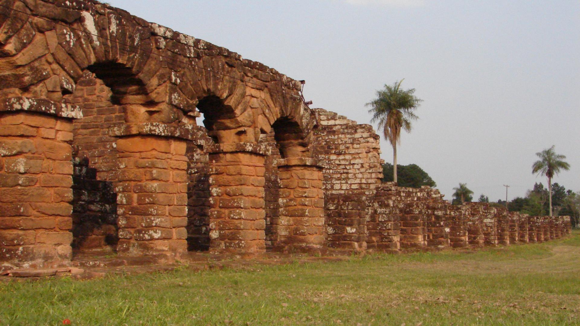 Ruinen der jesuitischen Mission im Dreiländereck zwischen Paraguay Argentinien und Brasilien 