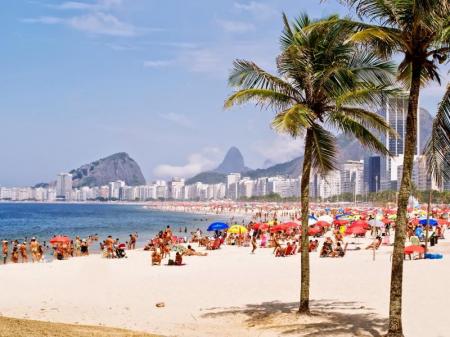 Der Strand von Copacabana in Rio de Janeiro