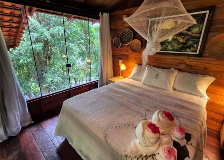 Innenansicht eines Premium Bungalows der Amazon Premium Lodge